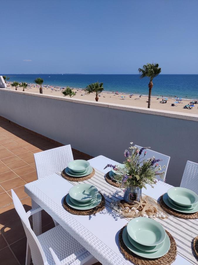 Atico Al Sol En Primera Linea De Playa Apartment โรตา ภายนอก รูปภาพ