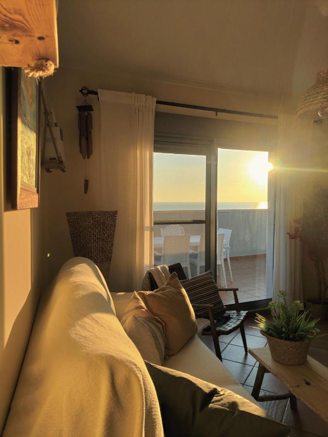 Atico Al Sol En Primera Linea De Playa Apartment โรตา ภายนอก รูปภาพ