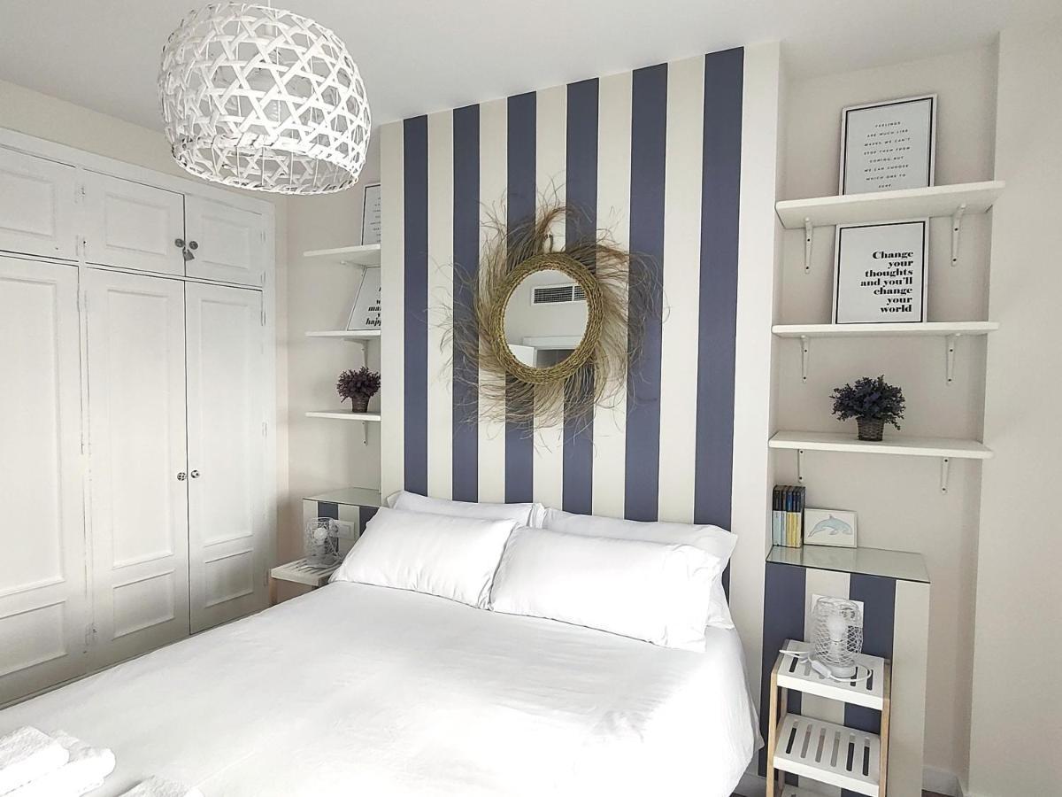 Atico Al Sol En Primera Linea De Playa Apartment โรตา ภายนอก รูปภาพ