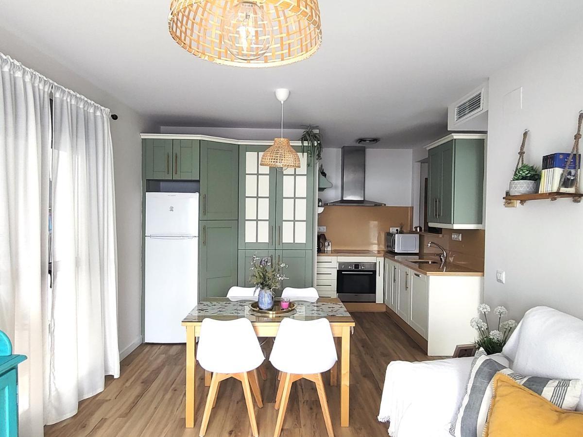 Atico Al Sol En Primera Linea De Playa Apartment โรตา ภายนอก รูปภาพ