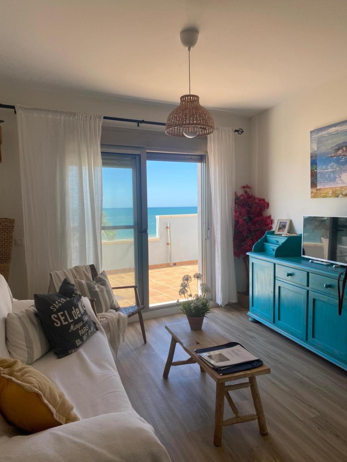 Atico Al Sol En Primera Linea De Playa Apartment โรตา ภายนอก รูปภาพ